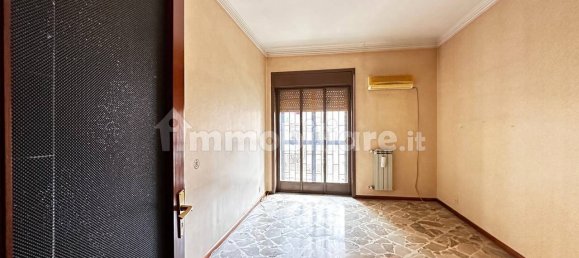 2 Schlafzimmer Wohnung in Tremestieri Etneo, Italy, Nr. 44930 8