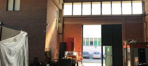 Entrepôt à Calderara di Reno, Italy 293m² No. 63751 3