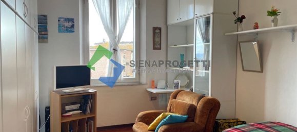 4 rooms Apartment in Siena, Italy No. 45100 23