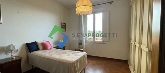 4 rooms Apartment in Siena, Italy No. 45100 28