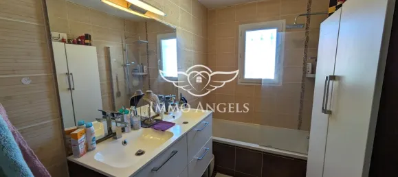 3 bedrooms Villa in Saint-Gilles, France No. 349990 5