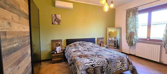 Вилла с 10 комнатами в Солеро, Италия № 152645 10