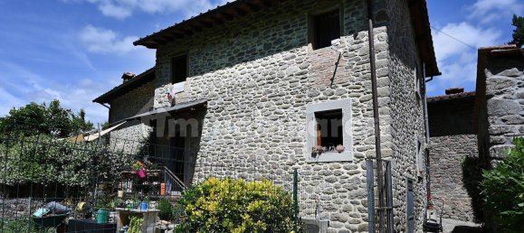 2 غرف نوم منزل في Castel San Niccolò, Italy رقم 267087 2