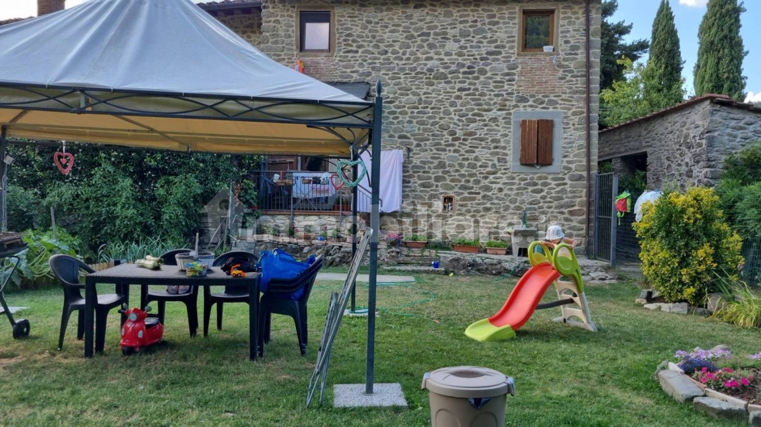 2 غرف نوم منزل في Castel San Niccolò, Italy رقم 267087