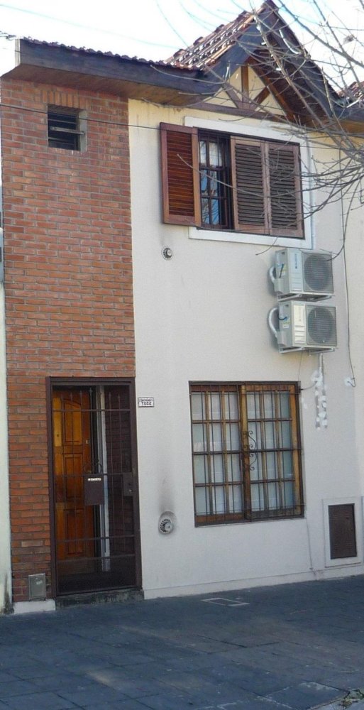 2 bedrooms House in Buenos Aires, Argentina No. 75415