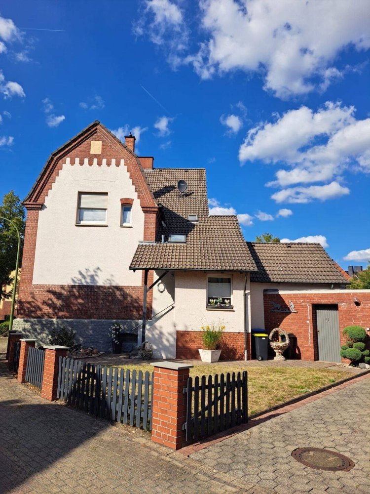 5غرفة تاون هاوس في Unna, Germany رقم 352511