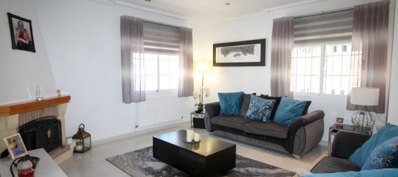 Вилла с 3 спальнями в Аликанте, Испания № 178208 11