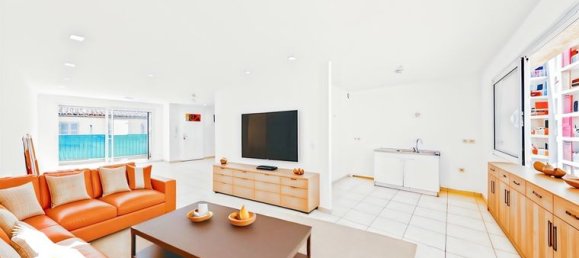 3 Schlafzimmer Doppelhaus in Marseille, France, Nr. 310780 2