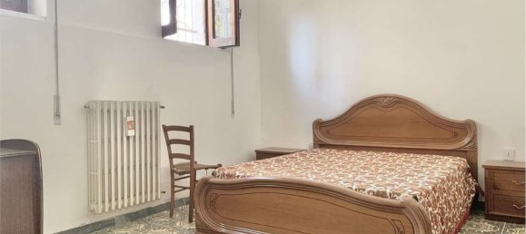 4 bedrooms Apartment in Guglionesi, Italy No. 327640 9