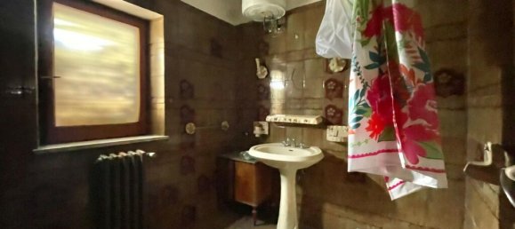 5 bedrooms House in Fontana Liri, Italy No. 55798 8