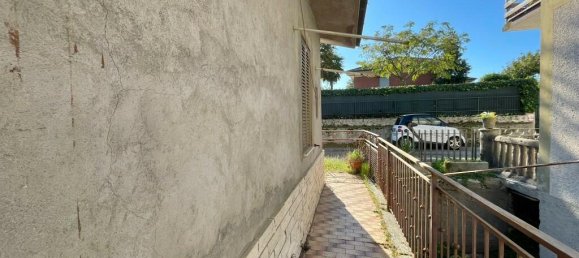 5 bedrooms House in Fontana Liri, Italy No. 55798 17