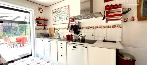 Casa de 3 dormitorios en Vineuil-Saint-Firmin, France No. 86589 6