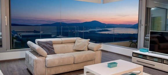 3 bedrooms Commercial property in Kotor, Montenegro No. 44 9