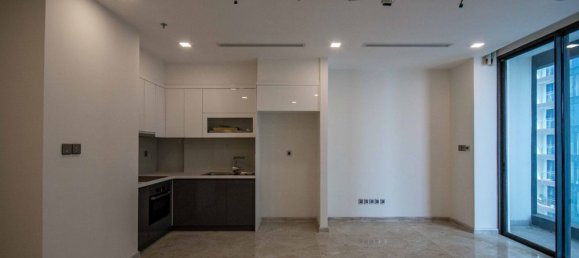 2 rooms Office in District 1, Vietnam No. 18034 7