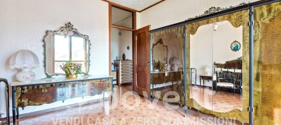 Квартира с 6 спальнями в Момо, Италия № 354446 26