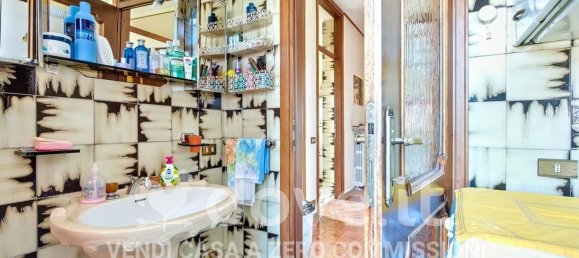 Квартира с 6 спальнями в Момо, Италия № 354446 35