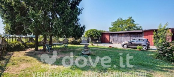 Квартира с 6 спальнями в Момо, Италия № 354446 50