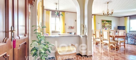 Квартира с 6 спальнями в Момо, Италия № 354446 18