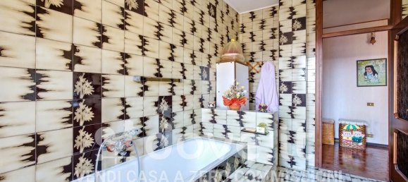 Квартира с 6 спальнями в Момо, Италия № 354446 33