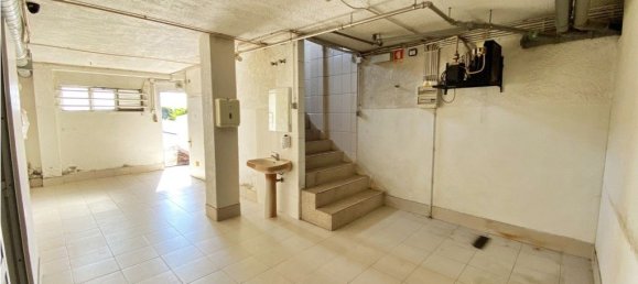 Gewerbliche Immobilie in Matosinhos, Portugal 220m², Nr. 200951 8