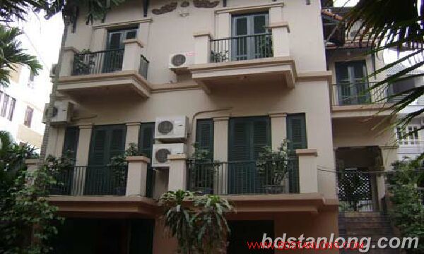 Вилла с 4 спальнями в Тэйхо, Вьетнам № 7169