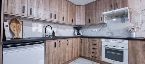 3 bedrooms House in La Nucia, Spain No. 153519 21