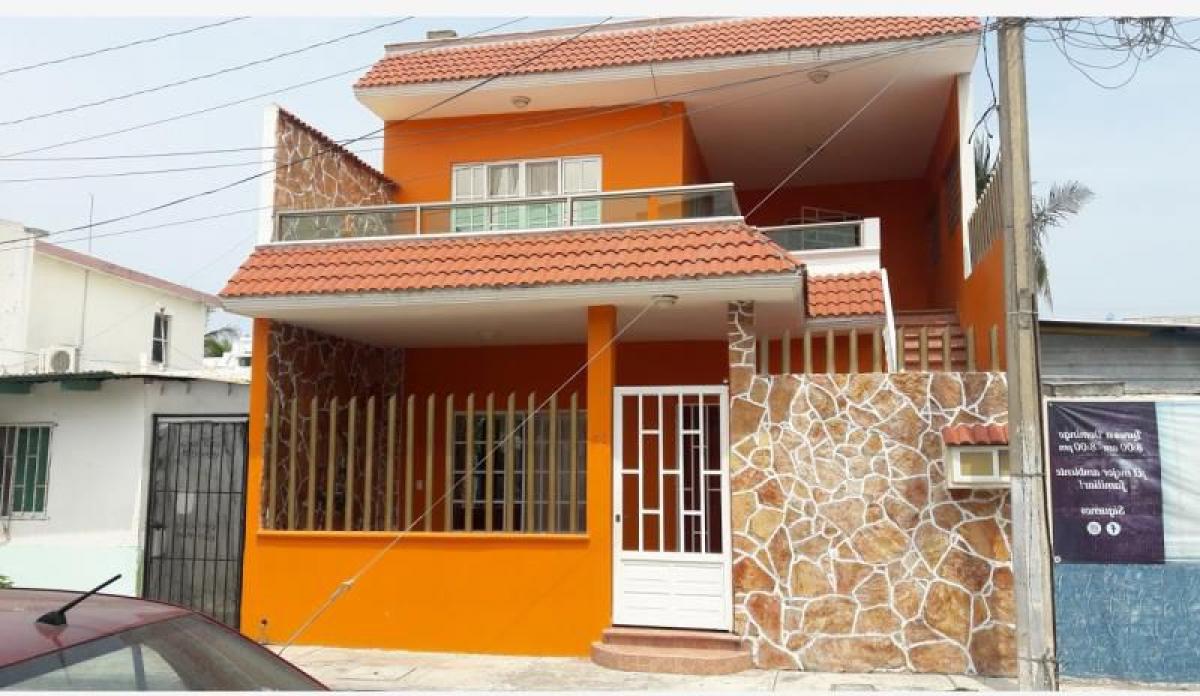 4 bedrooms House in Veracruz, Mexico No. 209948