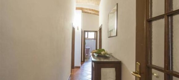 5 rooms Apartment in Siena, Italy No. 83526 7