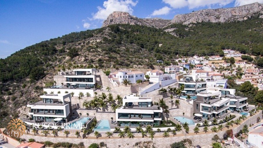 Villa de 4 dormitorios en Calpe, Spain No. 309