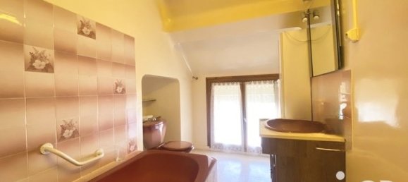 Дом с 3 спальнями в Диманшевиль, Франция № 260136 9