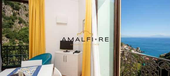 9 bedrooms Villa in Maiori, Italy No. 126790 32