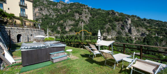 9 bedrooms Villa in Maiori, Italy No. 126790 17
