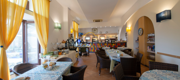 9 bedrooms Villa in Maiori, Italy No. 126790 46