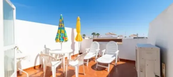 Таунхаус с 2 спальнями в Аликанте, Испания № 174790 3