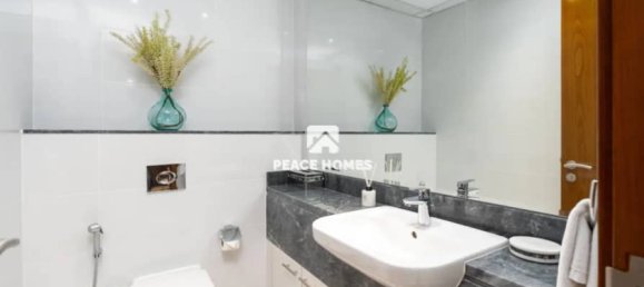 1 bedroom Apartment in Business Bay, UAE No. 19765 10