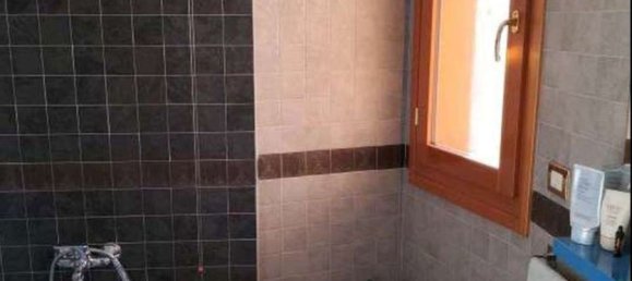 4 bedrooms Apartment in Rome, Italy No. 373853 16