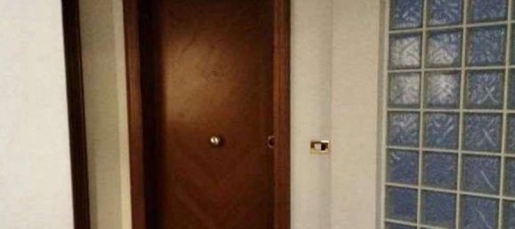 4 bedrooms Apartment in Rome, Italy No. 373853 9