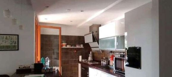 4 bedrooms Apartment in Rome, Italy No. 373853 11