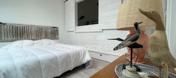 2 bedrooms Apartment in Saint-Martin-de-Re, France No. 192750 3