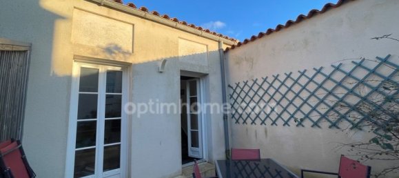 2 bedrooms Apartment in Saint-Martin-de-Re, France No. 192750 5