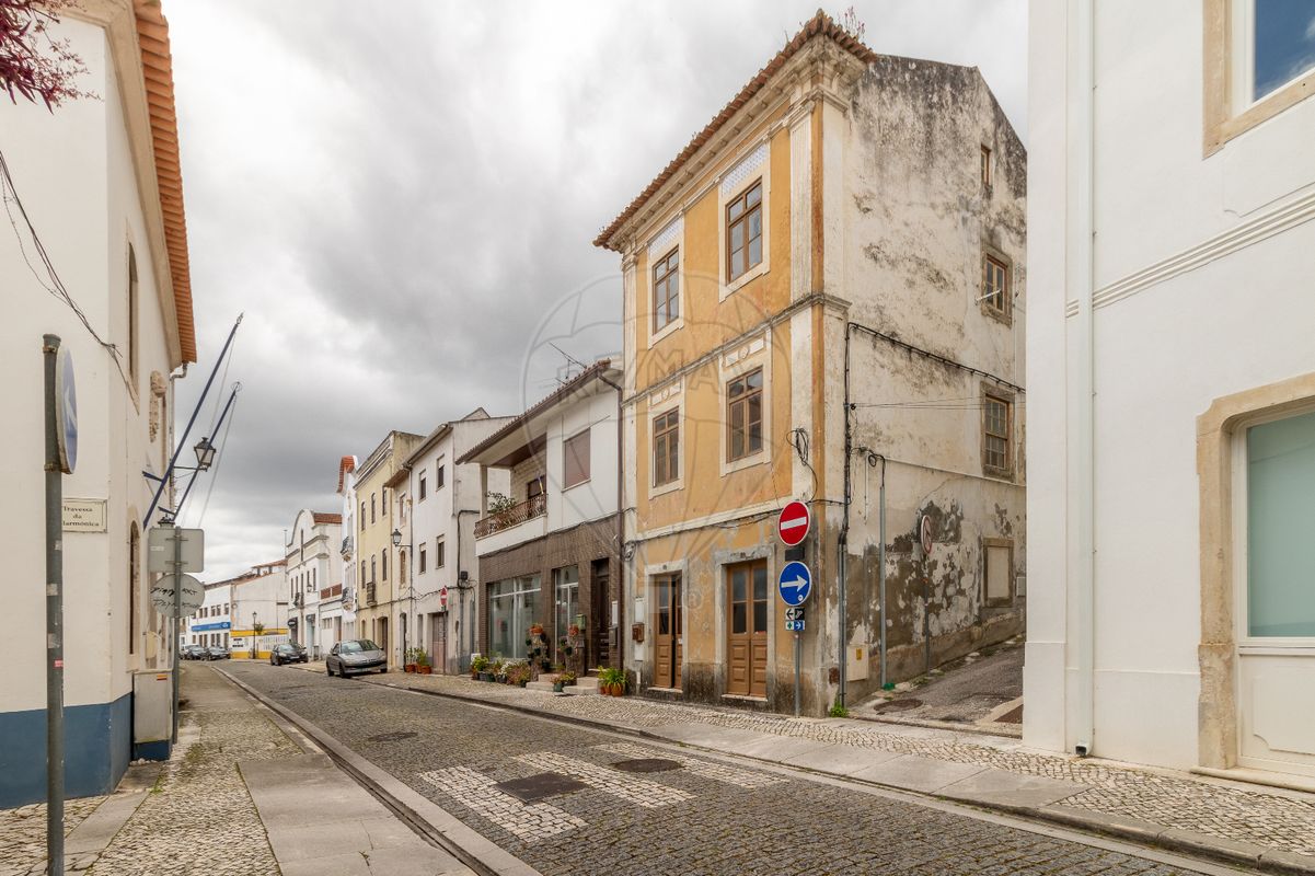 Дом с 3 спальнями в Монтемор у Велью, Португалия № 33809