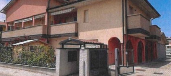 3 rooms Apartment in Casaletto Lodigiano, Italy No. 257824 14