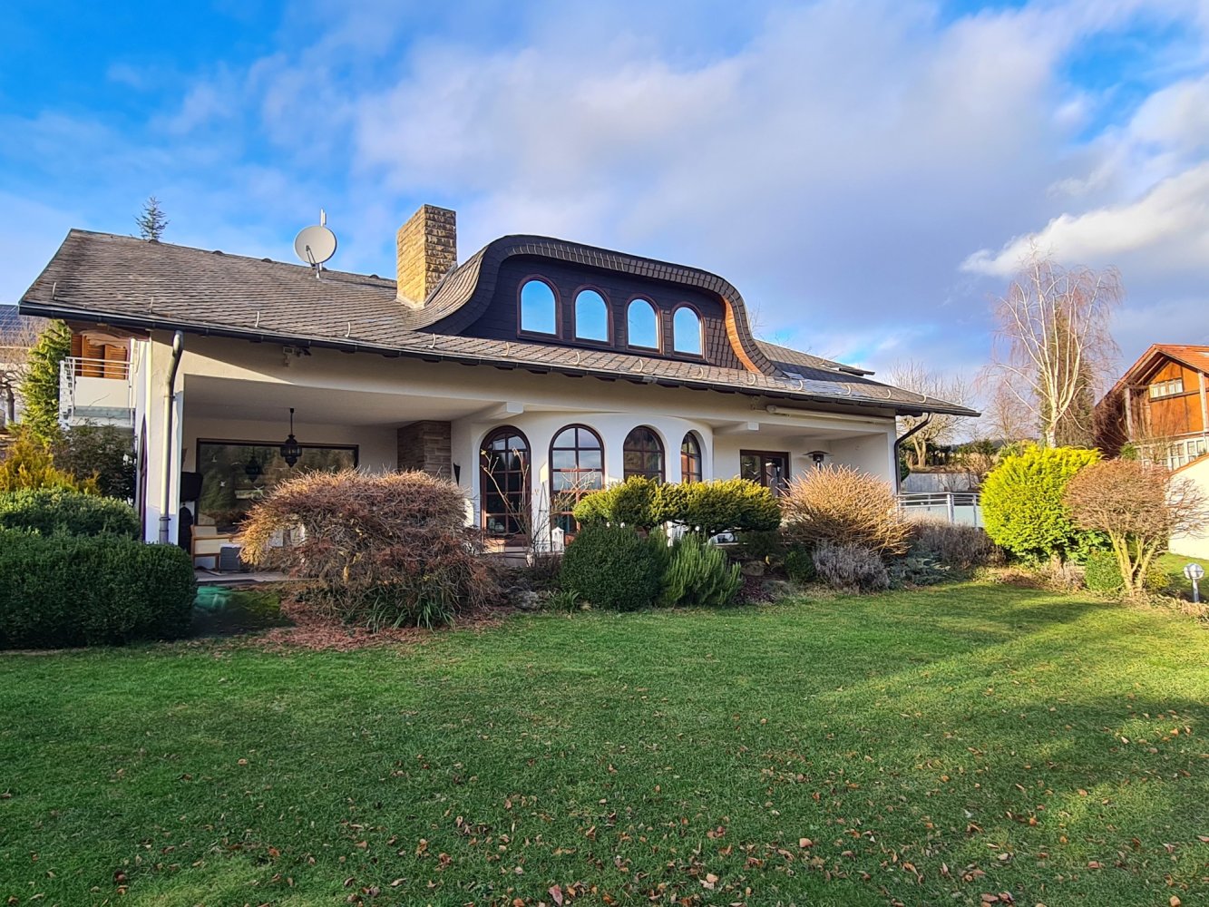 8 rooms Townhouse in Hersfeld-Rotenburg, Germany No. 259972