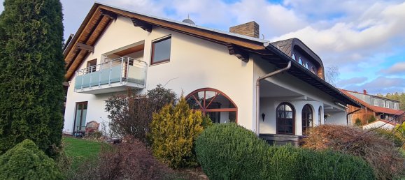 8 rooms Townhouse in Hersfeld-Rotenburg, Germany No. 259972 5