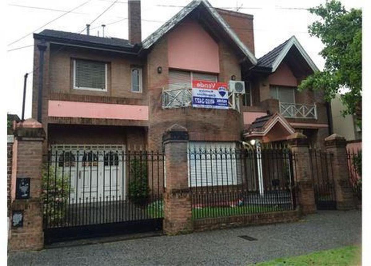 4 bedrooms House in Lomas de Zamora, Argentina No. 1274