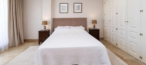 3 bedrooms Apartment in Marbella, Spain No. 237217 18