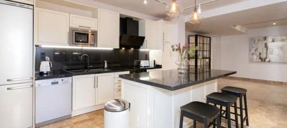 3 bedrooms Apartment in Marbella, Spain No. 237217 7