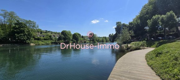 4 bedrooms Villa in Saint-Maur-des-Fosses, France No. 121349 17