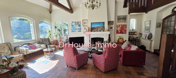 4 bedrooms Villa in Saint-Maur-des-Fosses, France No. 121349 6