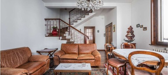 4 bedrooms Villa in Salsomaggiore Terme, Italy No. 313033 8